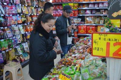 節(jié)前食品安全檢查全面啟動(dòng) 保障食品銷售環(huán)節(jié)安全無憂